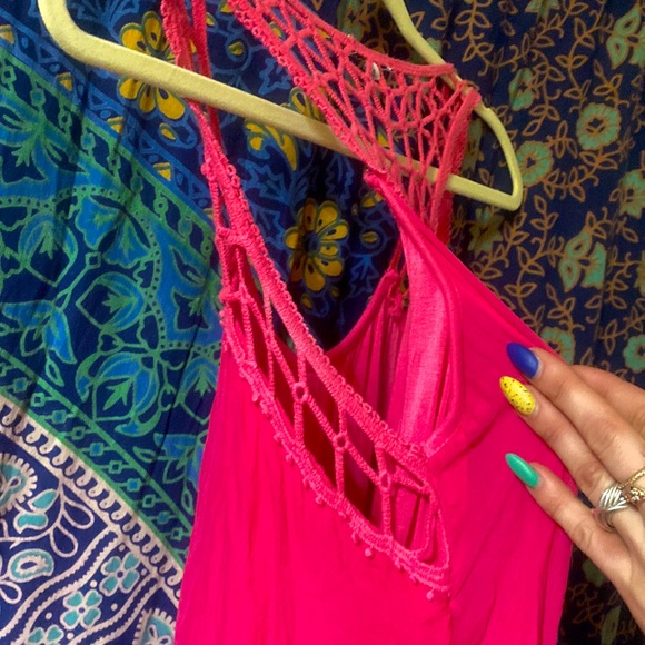 Airy bright pink satin summer party dress with crochet straps and sequins. - Picture 5 of 7